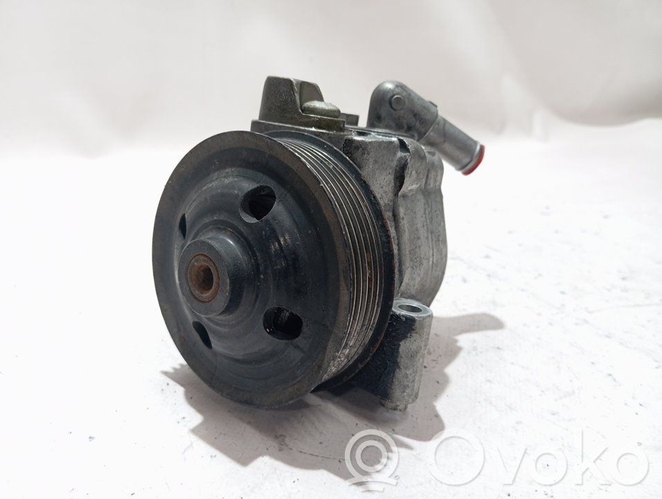 Jaguar XJ X350 Power steering pump 