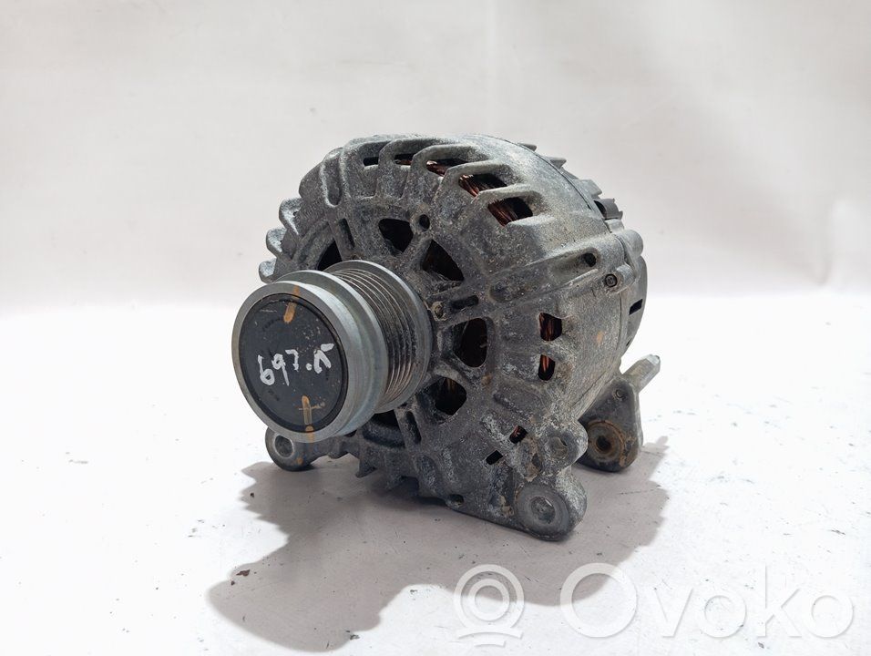 Audi A3 8Y Generatorius 