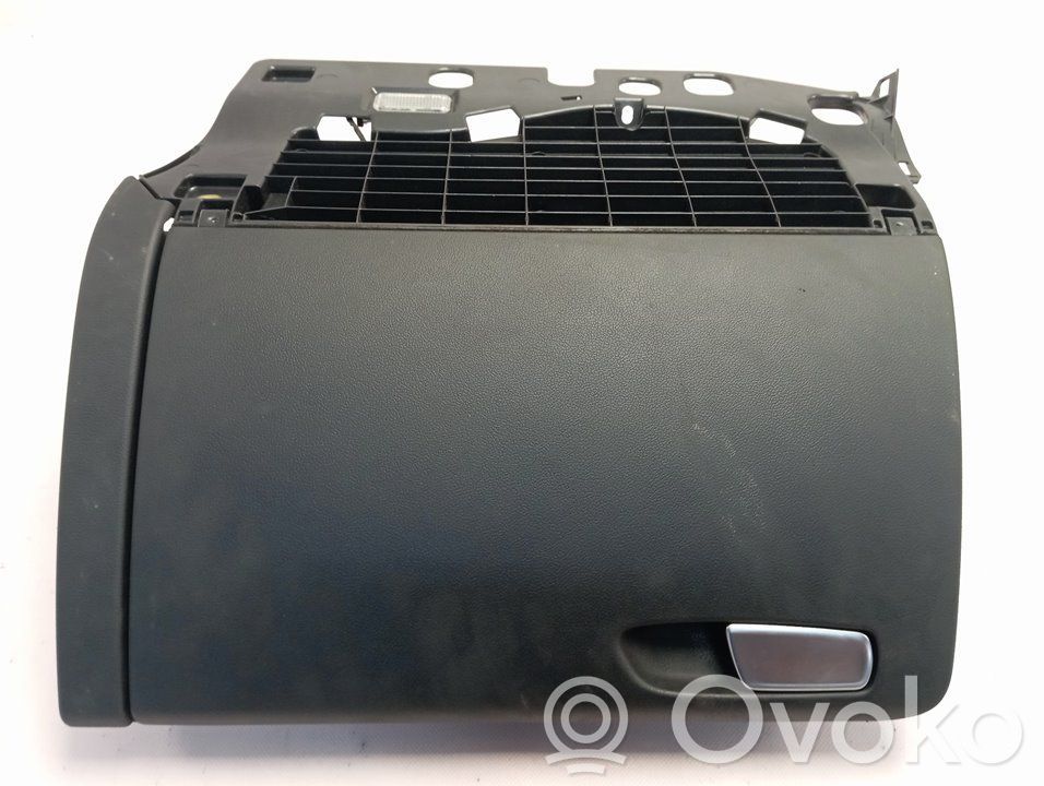 Audi A5 Sportback 8TA Handschuhfach 