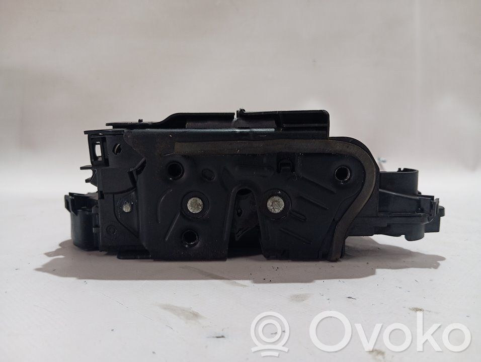 Skoda Fabia Mk3 (NJ) Türschloss vorne 
