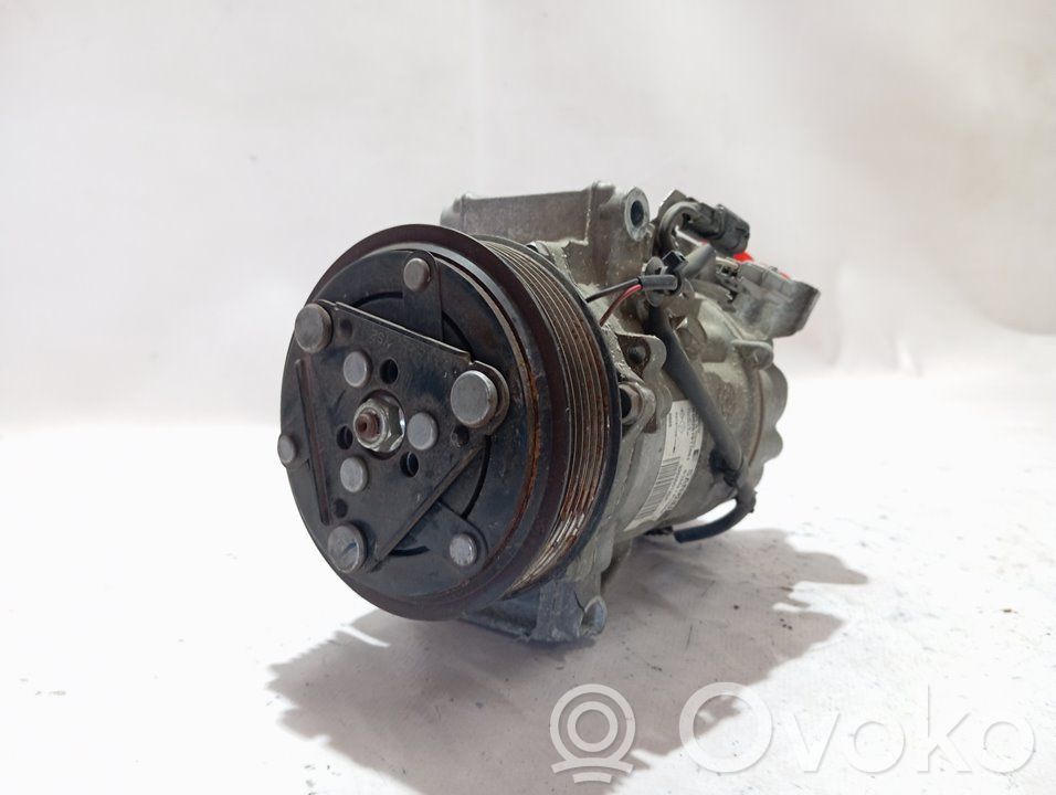 Renault Clio IV Air conditioning (A/C) compressor (pump) 