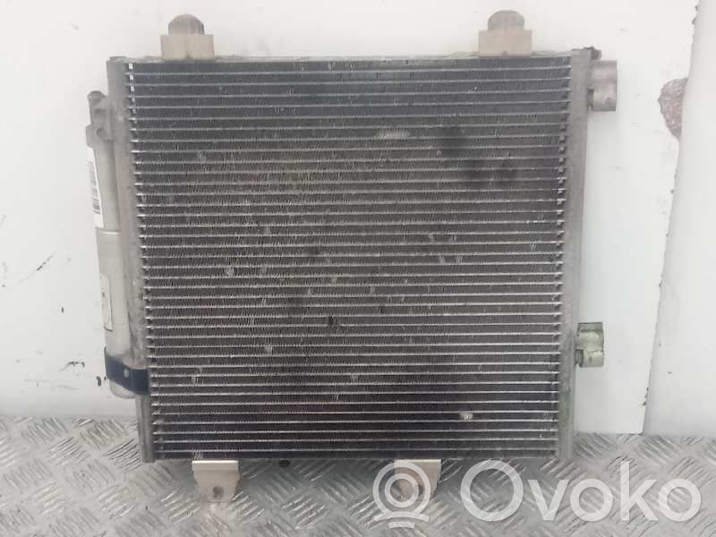 Radiateur condenseur de climatisation