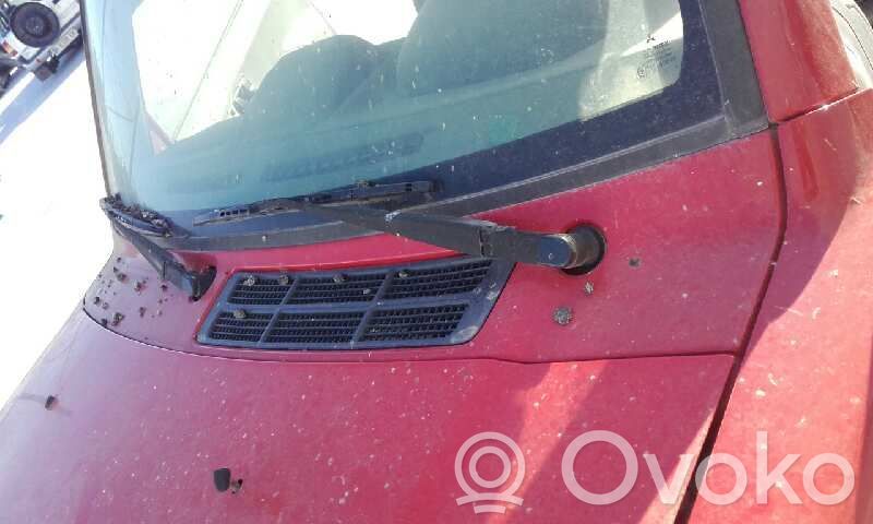 Mitsubishi Montero Windshield trim 