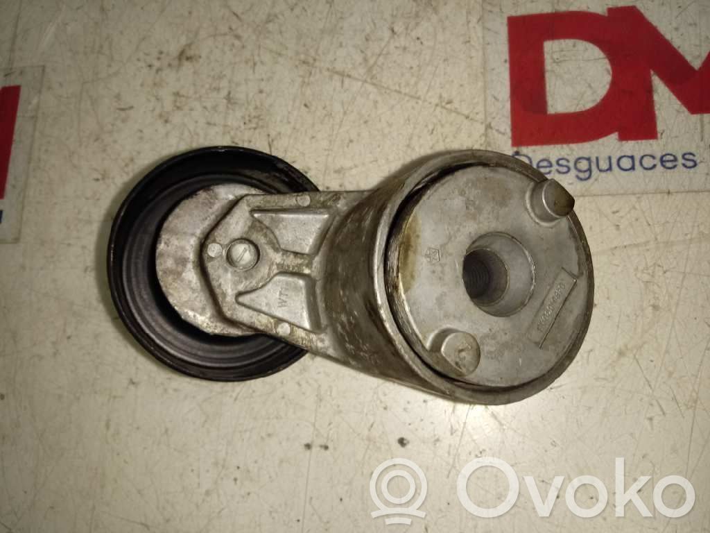 Tensor de correa del alternador