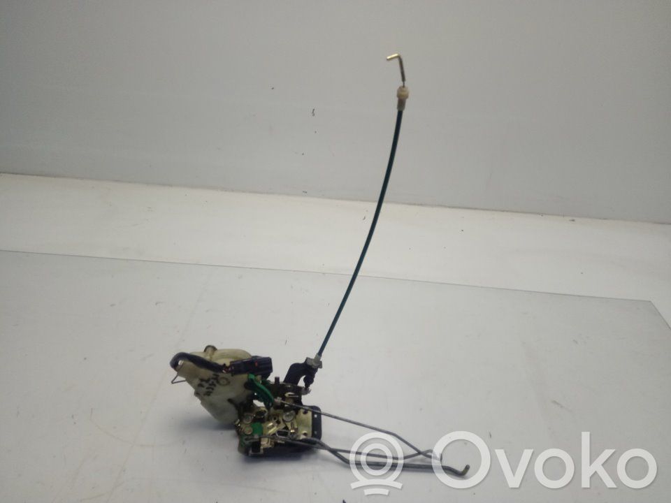 KIA Sorento Zamek drzwi przednich 