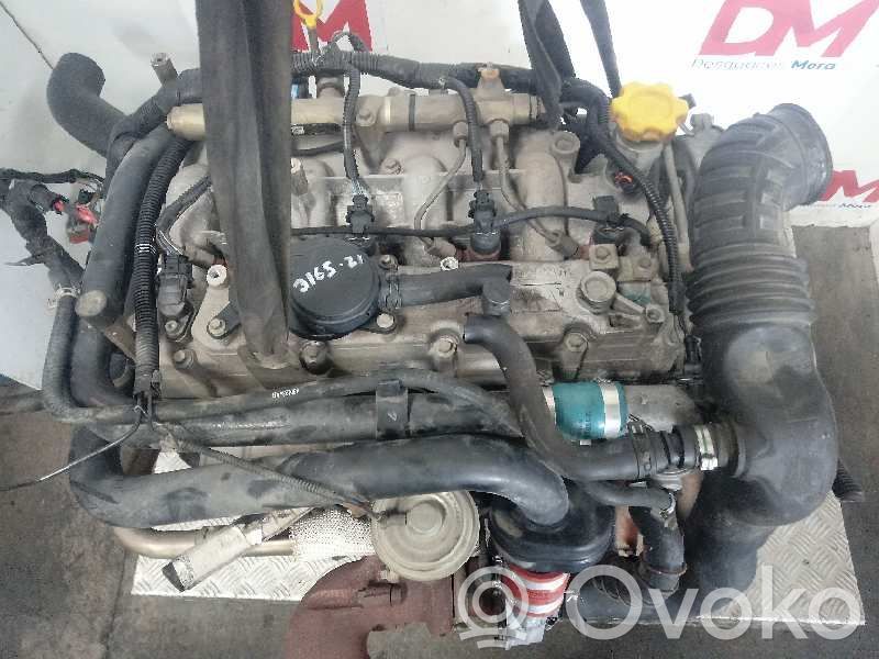Chrysler Voyager Двигатель 