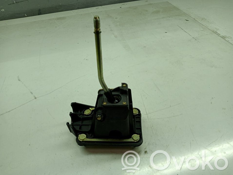 Gear shift rod