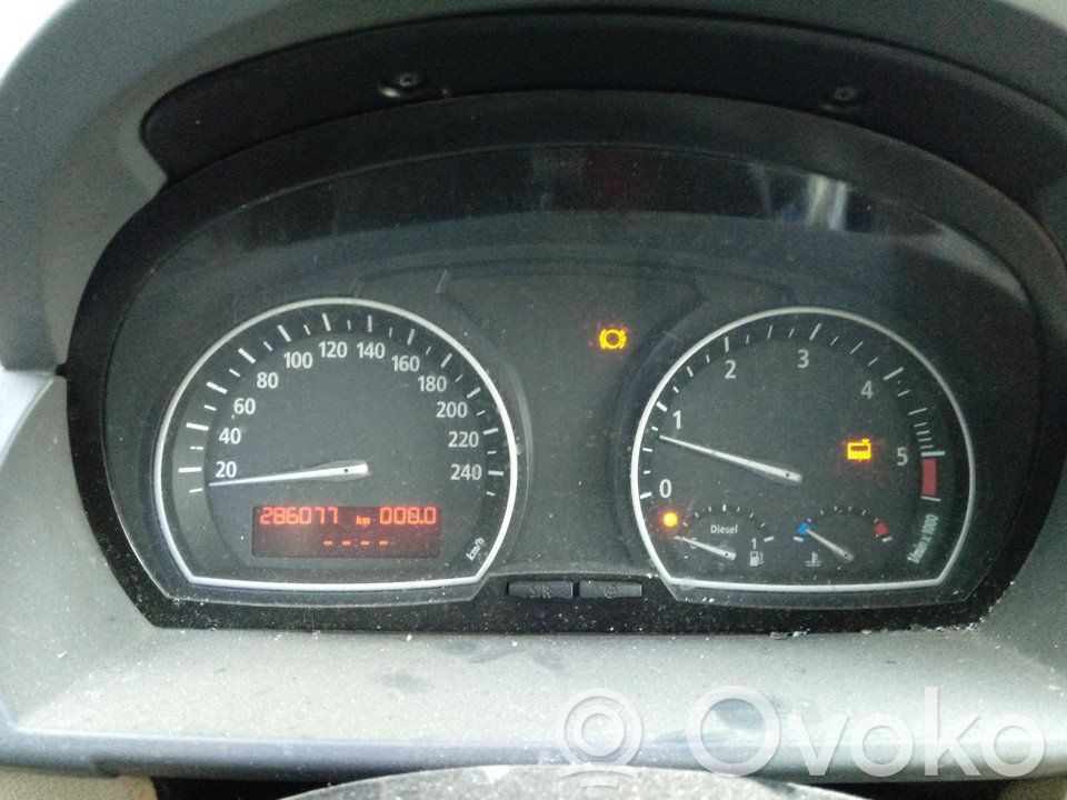 Speedometer (instrument cluster)   341312601