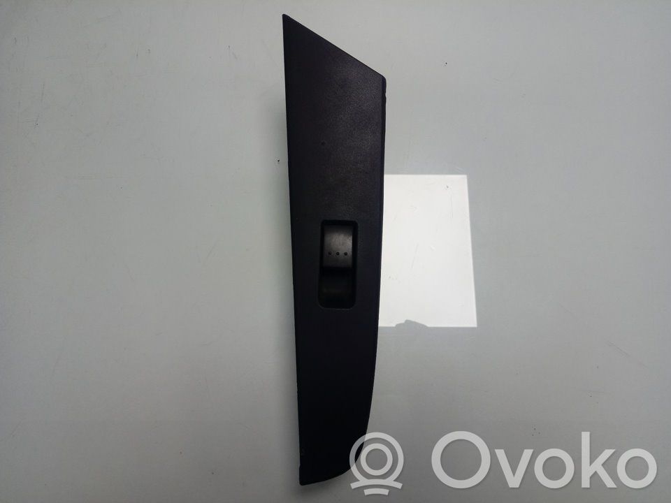 Electric window control switch   03123120BP4K