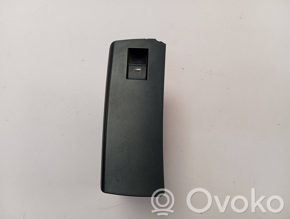 Electric window control switch   6944553