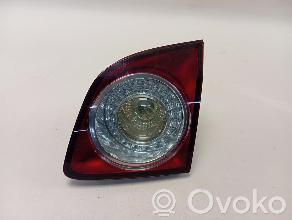 Volkswagen Golf SportWagen Tailgate rear/tail lights 