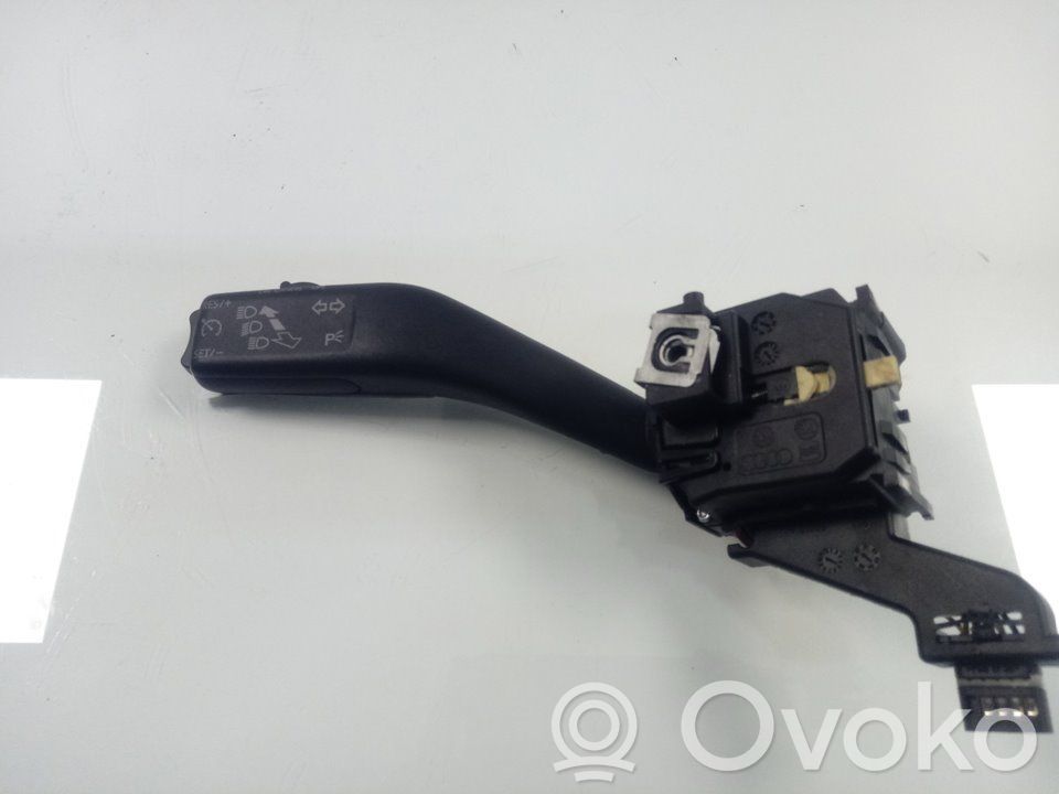 Volkswagen Golf SportWagen Leva indicatori 