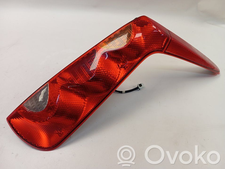 Rear/tail lights
