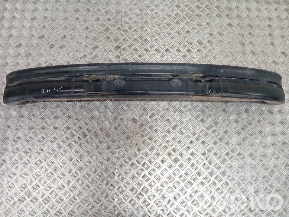 Soporte del parachoques delantero   05VW17C928AA