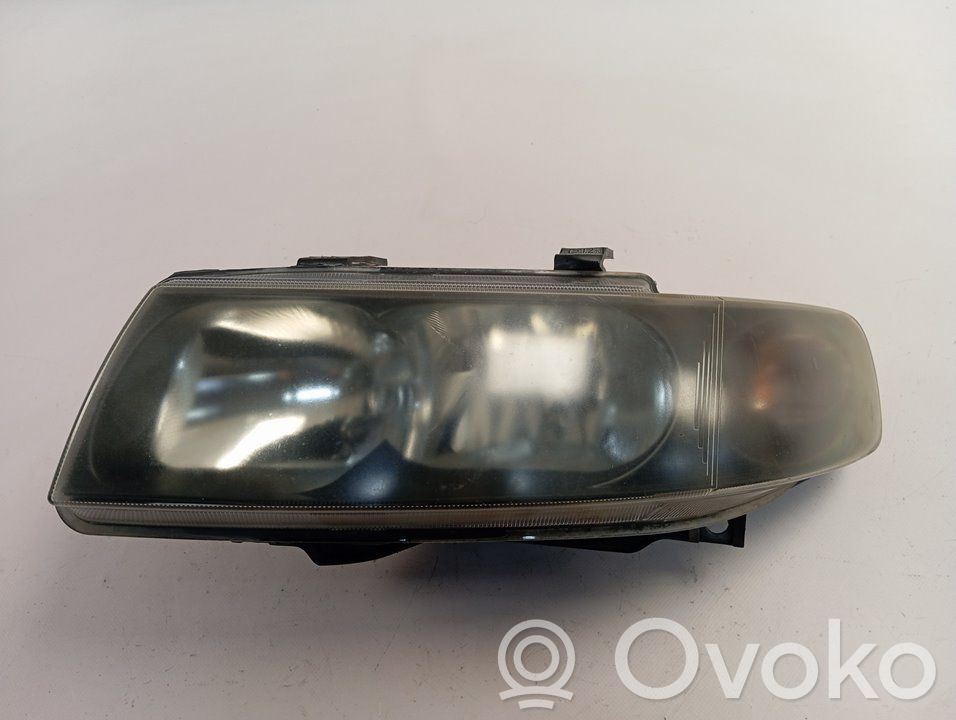 Seat Toledo I (1L) Lampa przednia 