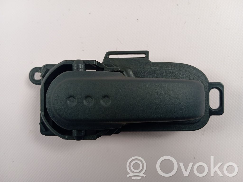 Front door interior handle   80670AX