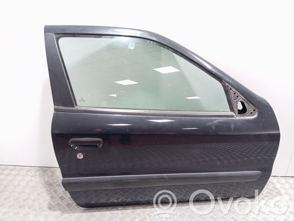 Drzwi przednie   9004R5,901255