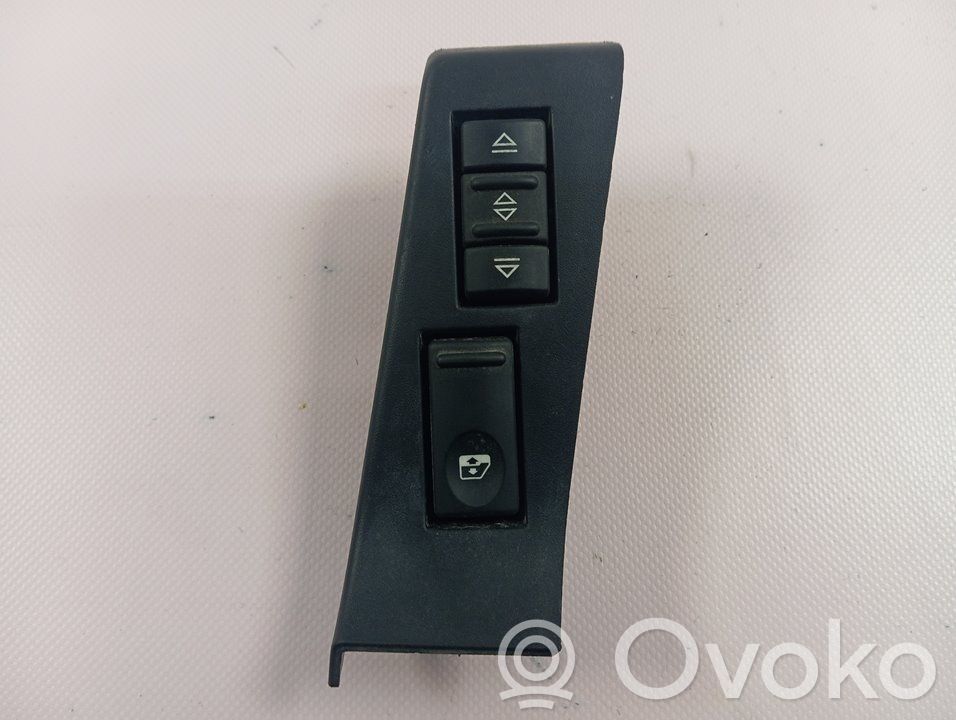 Electric window control switch   7700351692