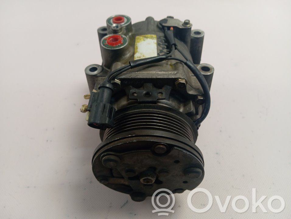 Ilmastointilaitteen kompressorin pumppu (A/C)