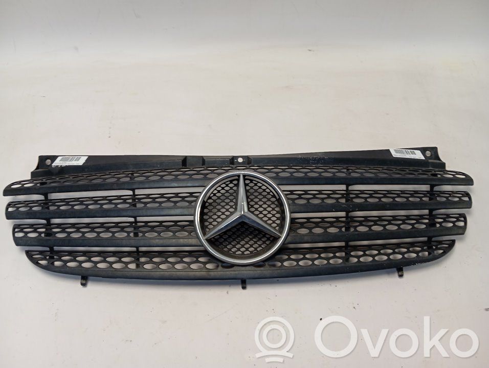 Mercedes-Benz Vito Viano W639 Grille de calandre avant