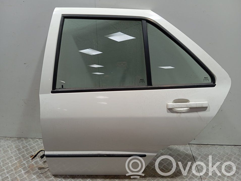Seat Toledo I (1L) Puerta trasera 