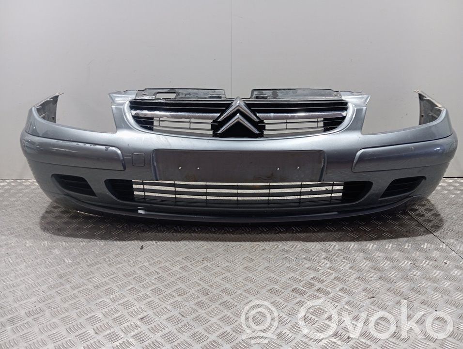 Front bumper   7401R5