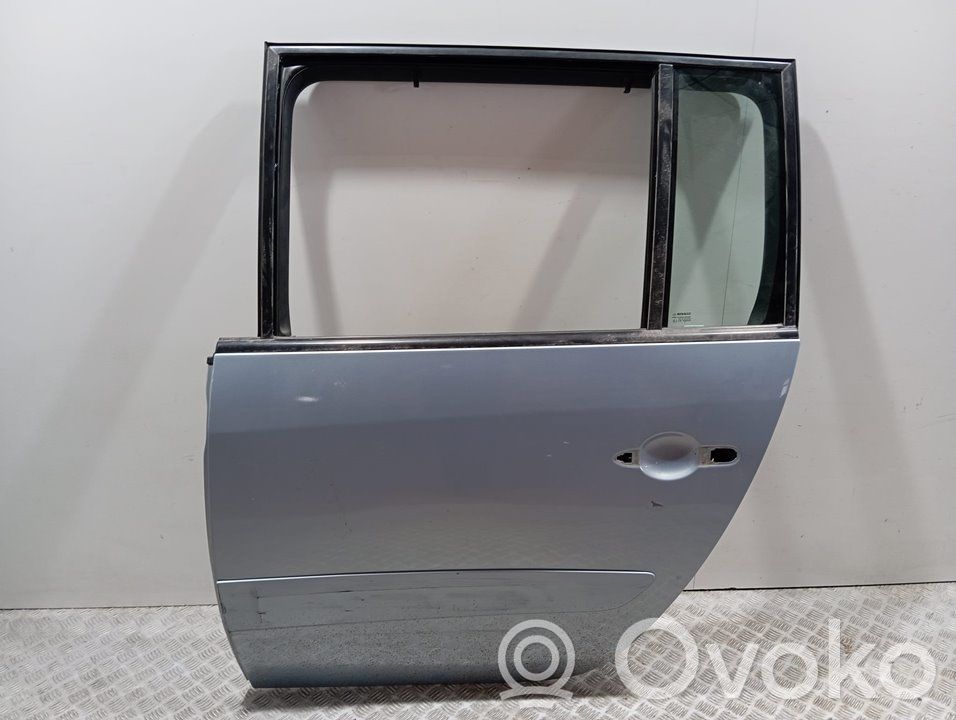Puerta trasera   7751476284,7751476284
