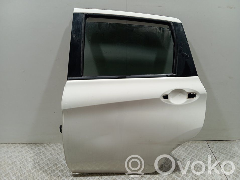 Nissan Note (E12) Galinės durys 