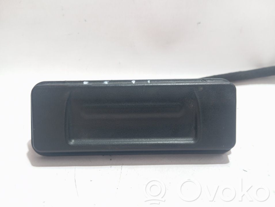 KIA Stonic Manecilla externa puerta trasera 