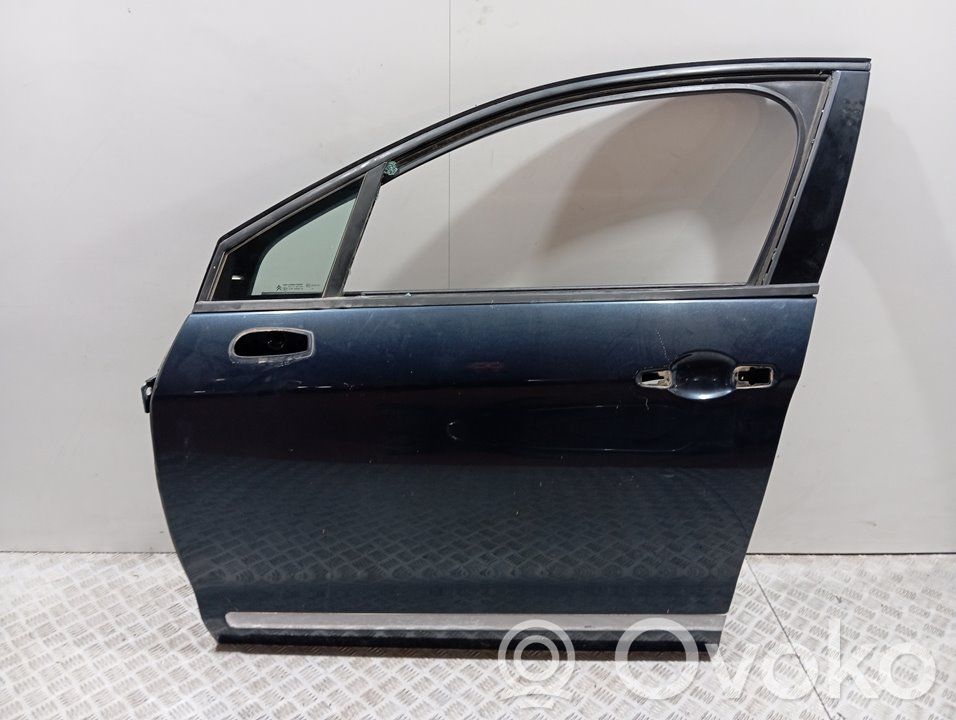 Durvis   9002Y8