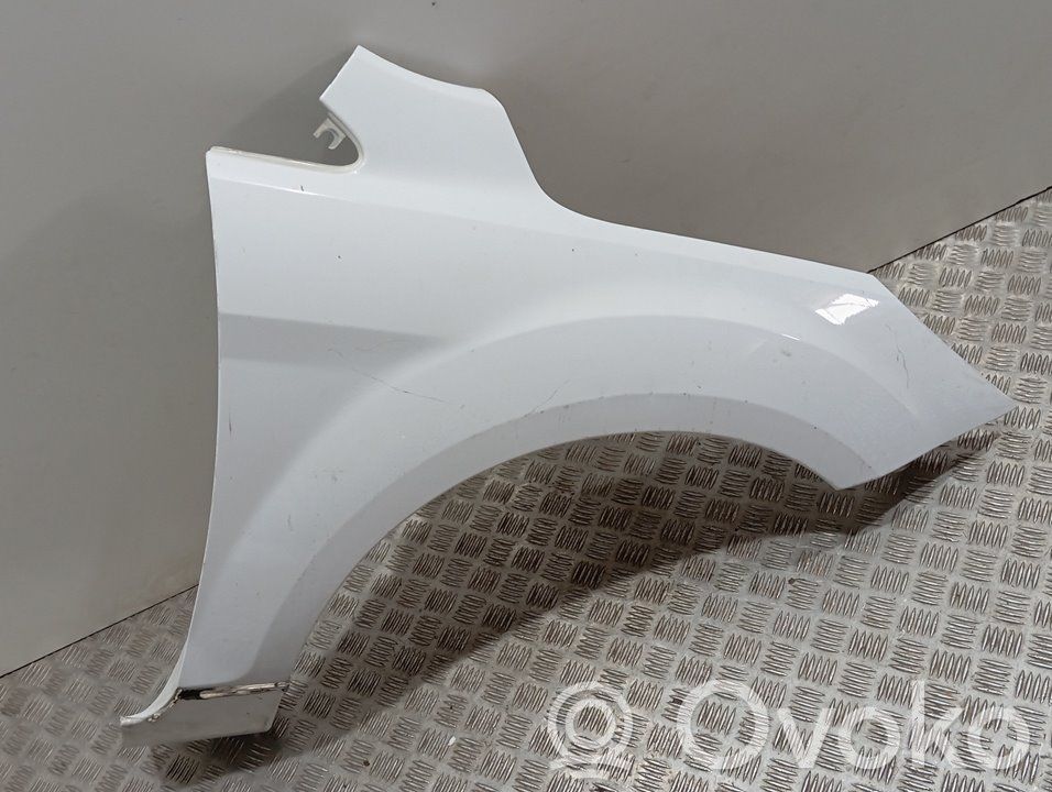 Ford Focus Błotnik przedni 