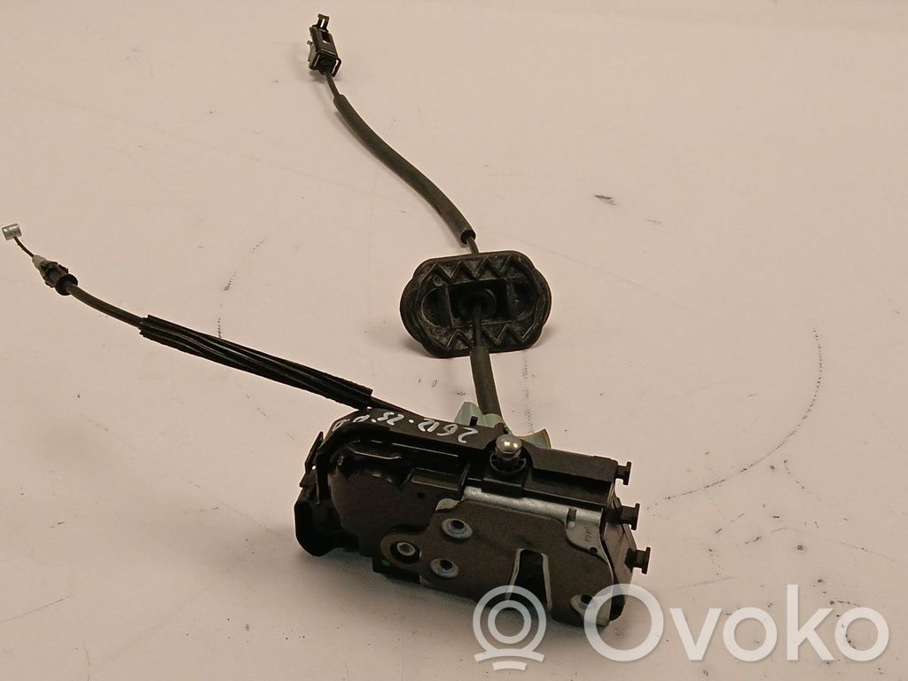Ford Focus Front door lock 