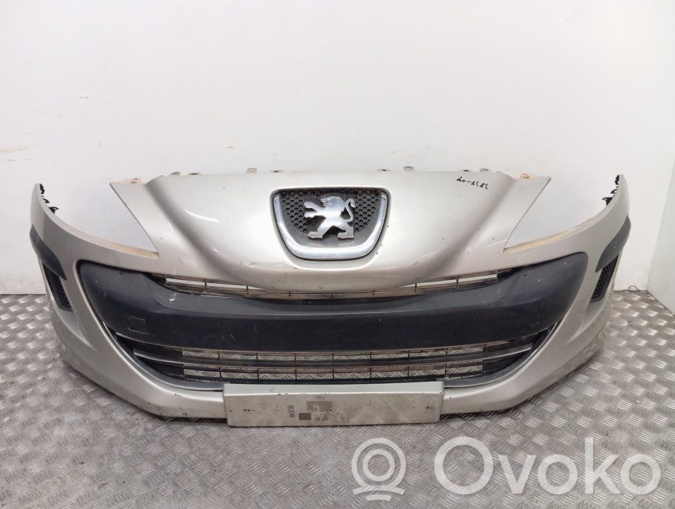 Peugeot 308 Parachoques delantero 