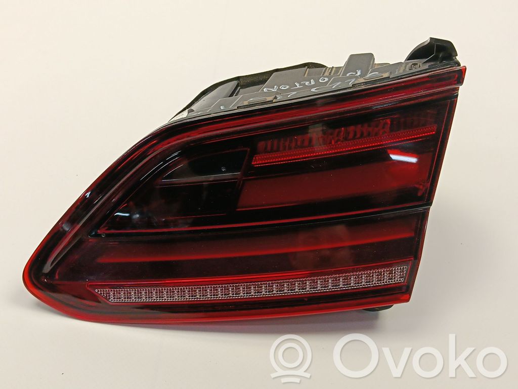 Volkswagen Arteon Lampy tylnej klapy bagażnika 