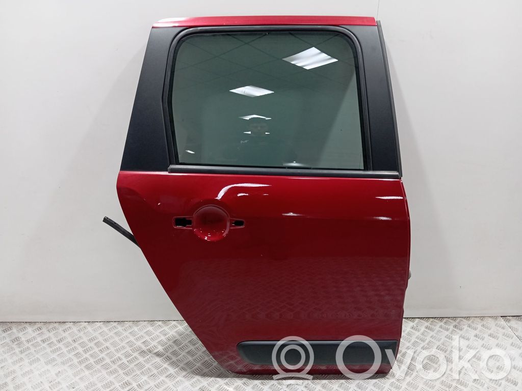 Puerta trasera   9008V6