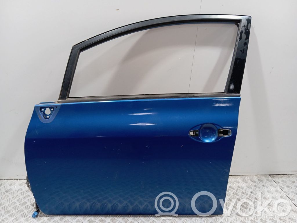 Toyota Auris 150 Drzwi przednie 