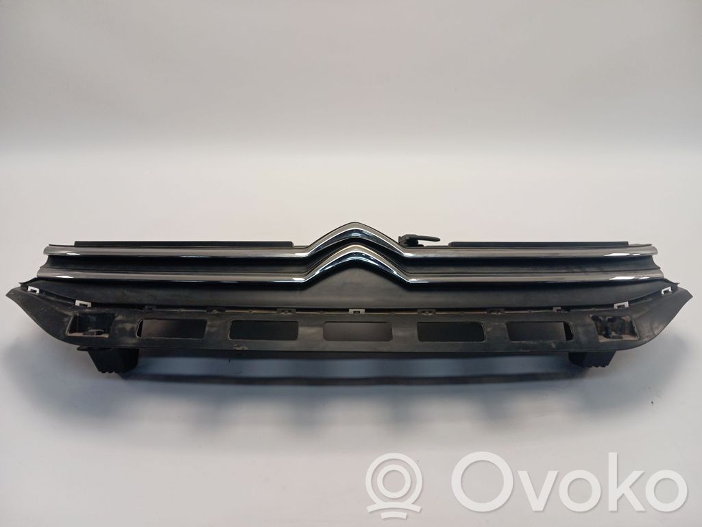 Front grill   98120634XT,9812063477