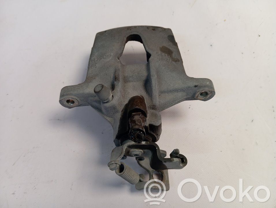 Ford Mondeo Mk III Suport etrier spate 