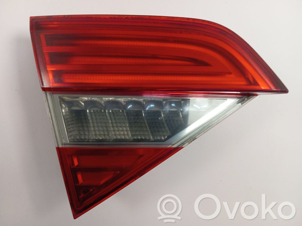 Skoda Superb B6 (3T) Etuajovalon polttimo 