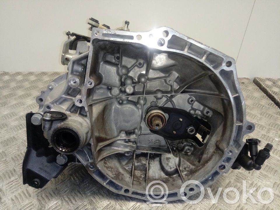 Peugeot 208 I Cutie viteze manuală cu 5 trepte 