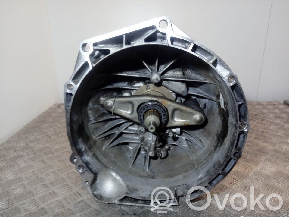 BMW 5 F10 F11 Cutie viteze manuală cu 5 trepte 