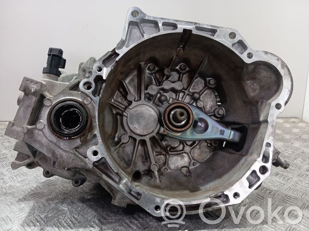 KIA Carens III Scatola del cambio manuale a 5 velocità