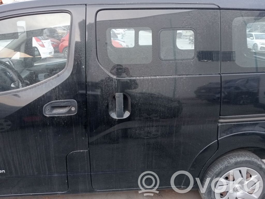 Nissan NV200 Ușă glisantă 