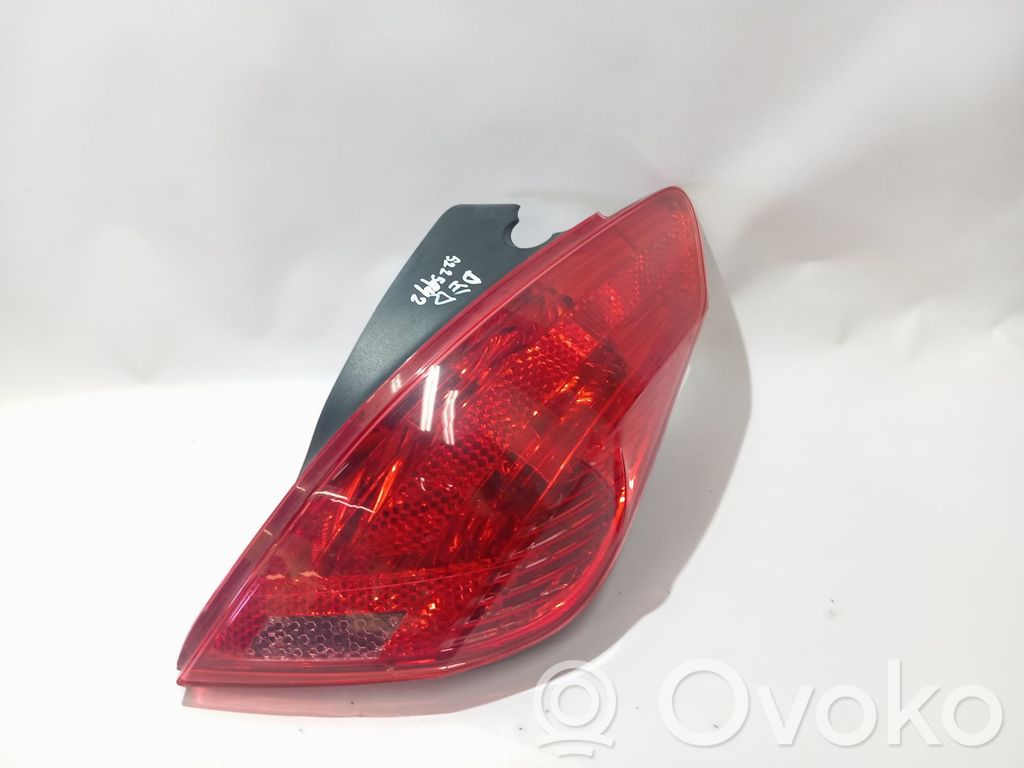 Peugeot 308 Lampă spate în caroserie 