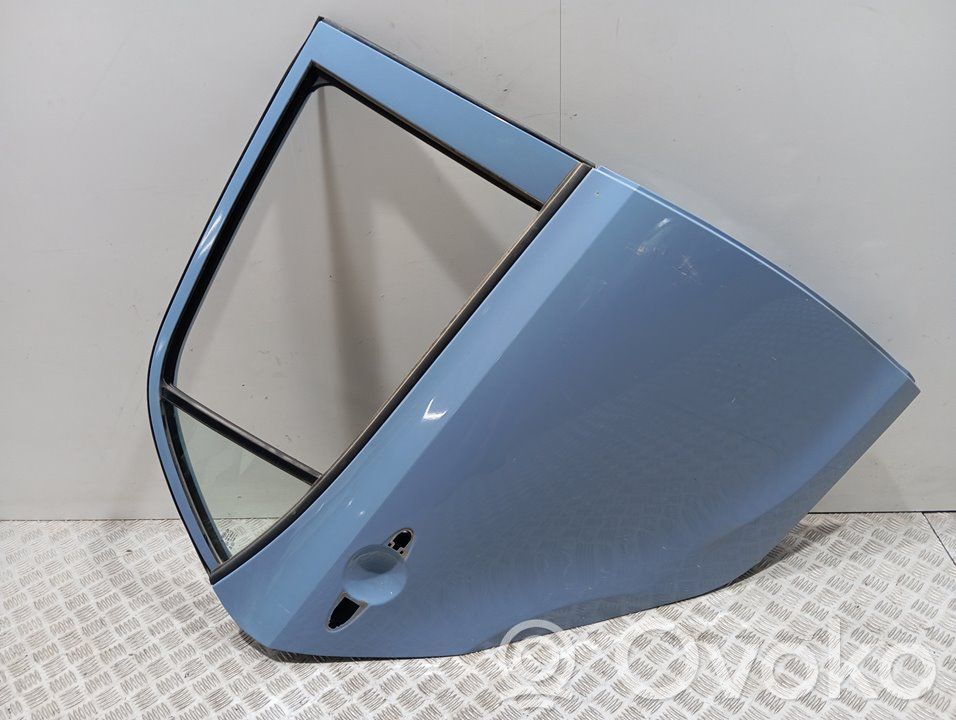 Puerta trasera   77004G6000