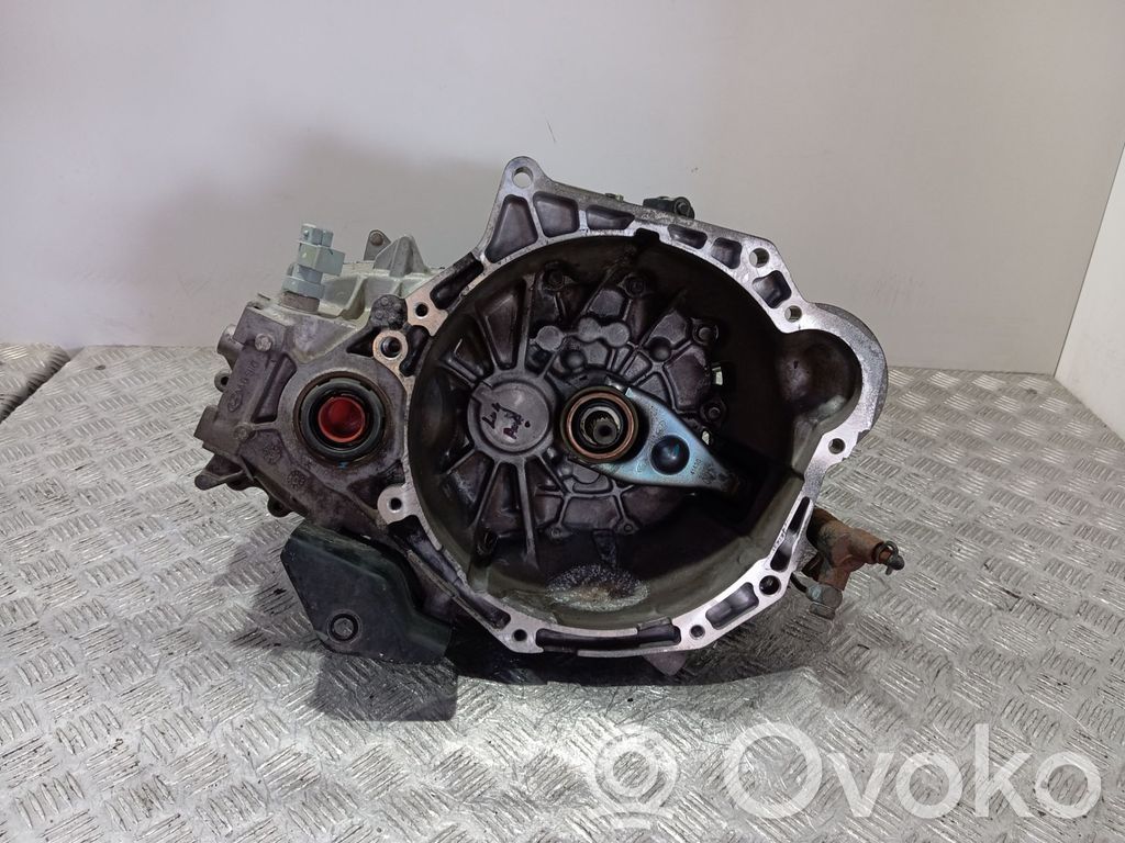 Mechaninė 5 pavarų dėžė   TAM5B