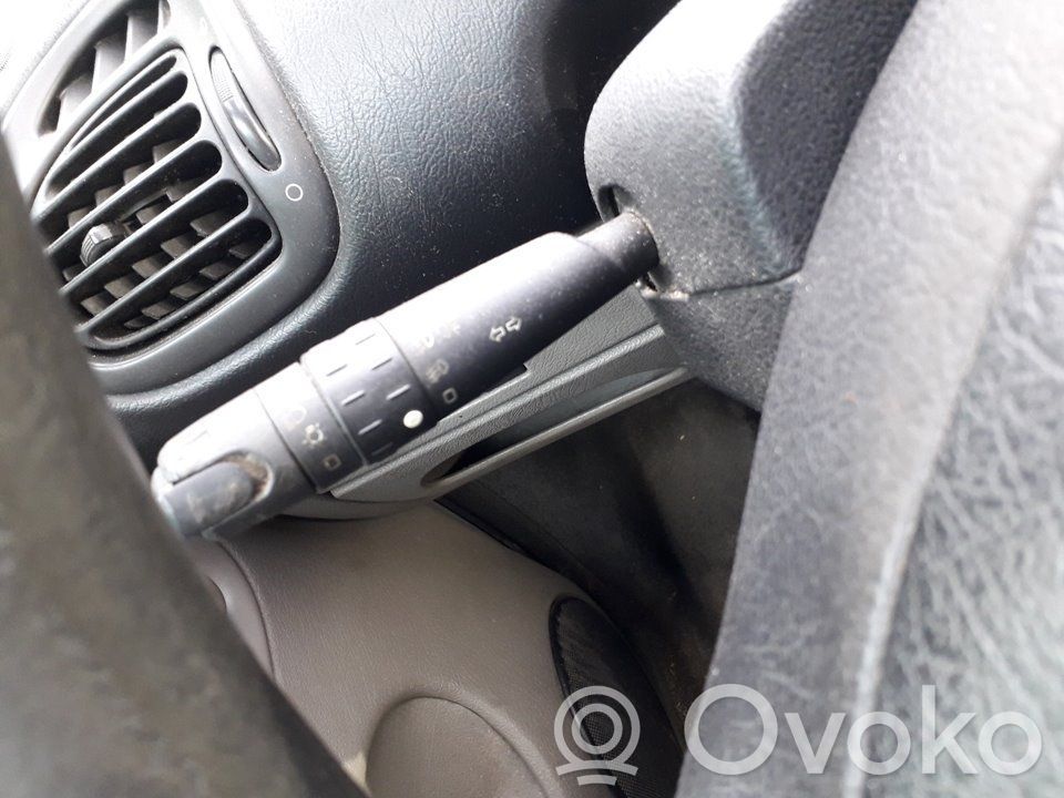 Interruptor de control del panel de luces   96251932ZL
