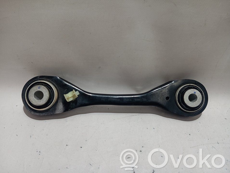 Brazo de suspensión trasero   33328844817,8844819,8844817