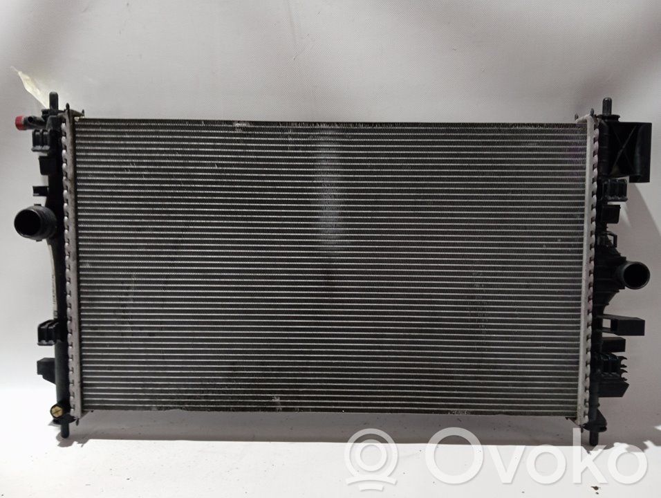 Opel Insignia A Radiator lichid răcire 