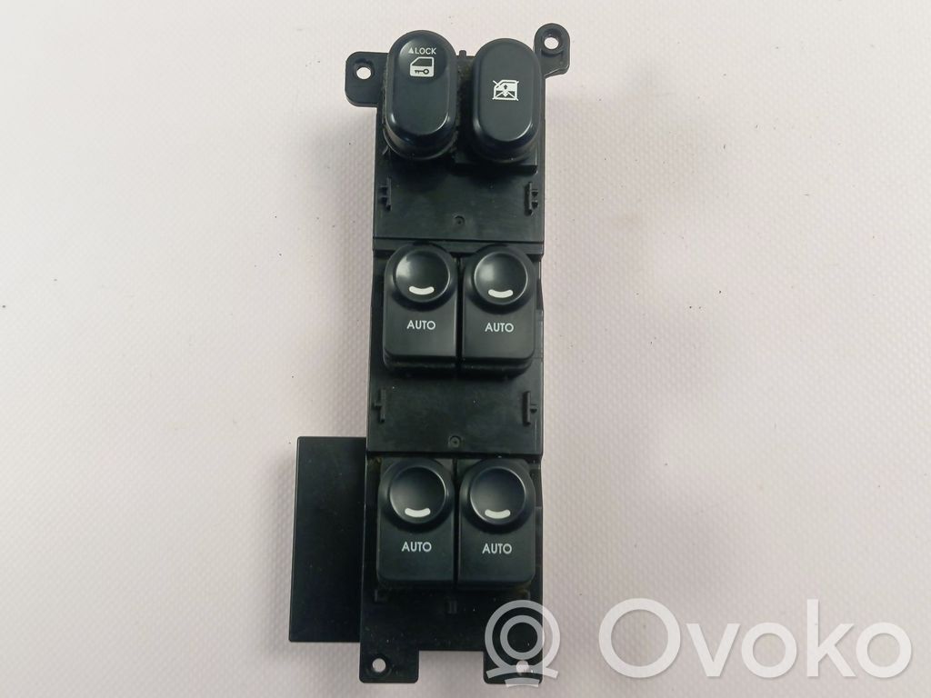 Hyundai i30 Electric window control switch 